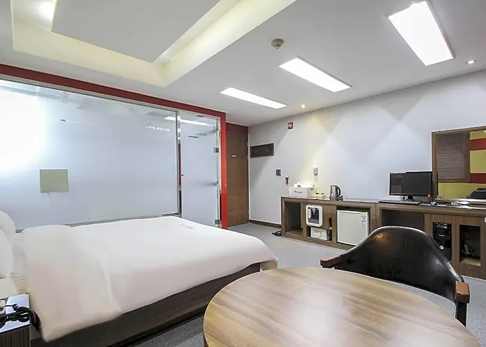 Hotel Haeundae Wa 3*